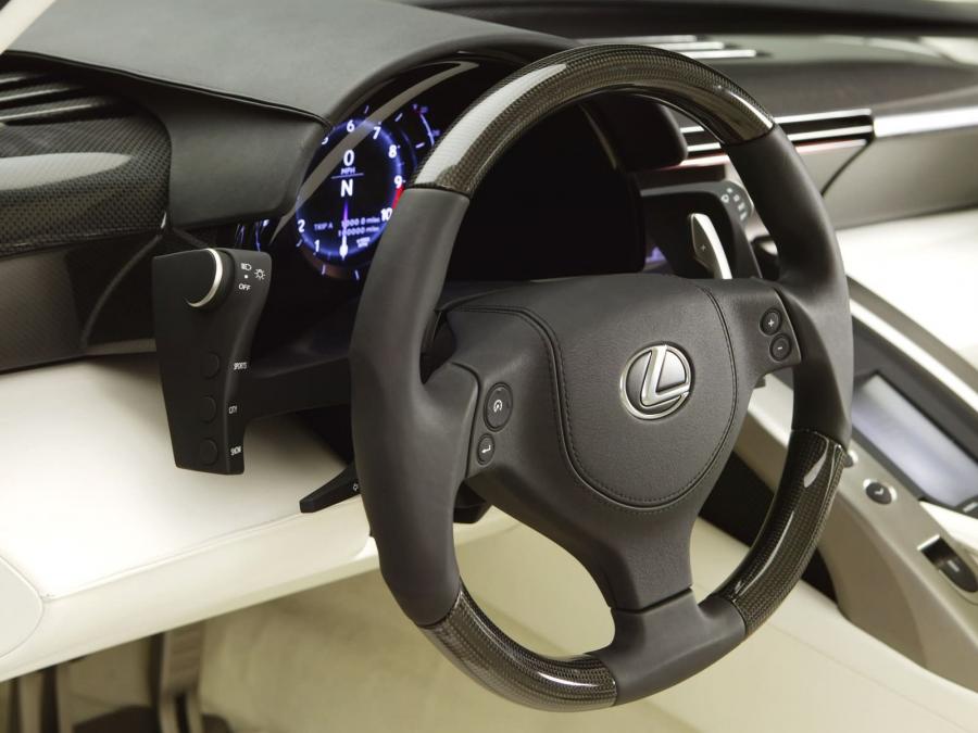  Lexus LF-A Concept 2007 года  (фото 19 из 80)